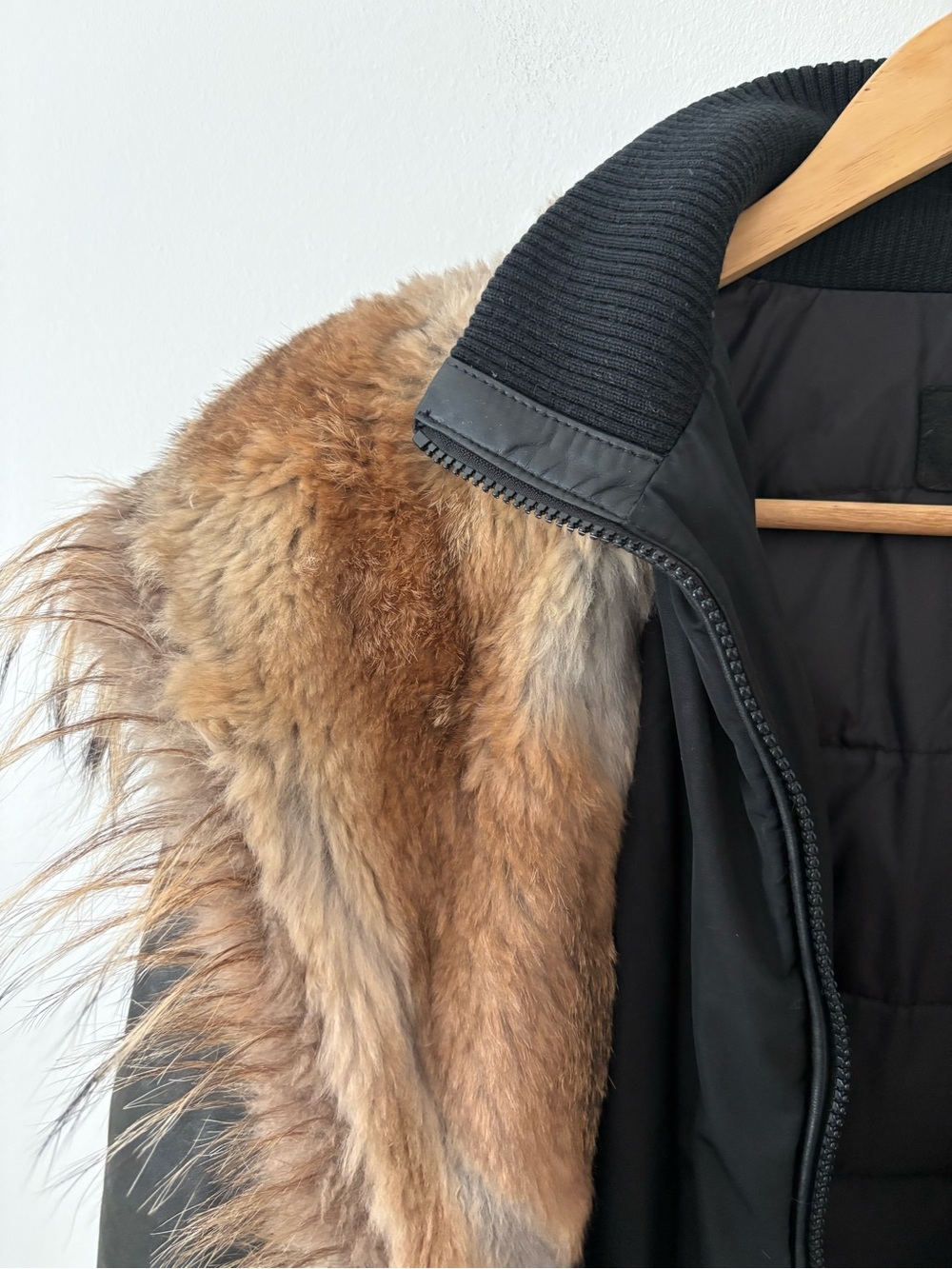 RUDSAK Black Down Fur Trimmed Midi Parka Leather Sleeves Size Medium Luxury Chic - Picture 9 of 16